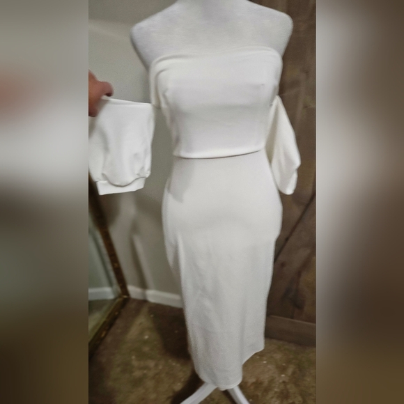 CLUB L LONDON White Bardot Puff-Sleeve Midi Dress. Size US 4 NWT - Picture 9 of 14